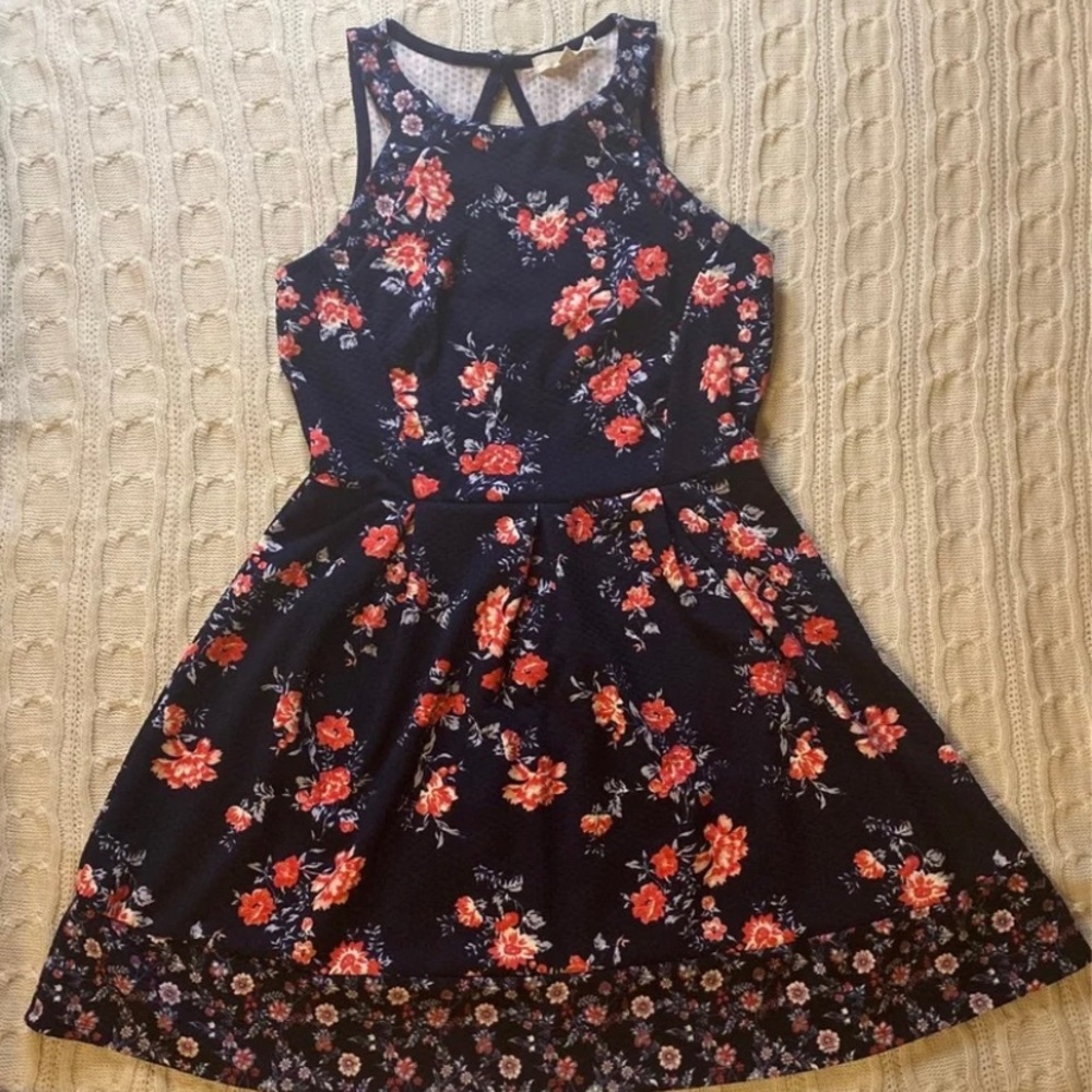 Summer Floral Dress Size Large